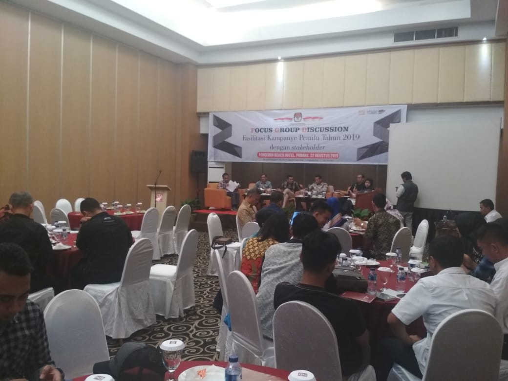 KPU Sumbar Gelar FGD Fasilitasi Kampanye Pemilu Tahun 2019