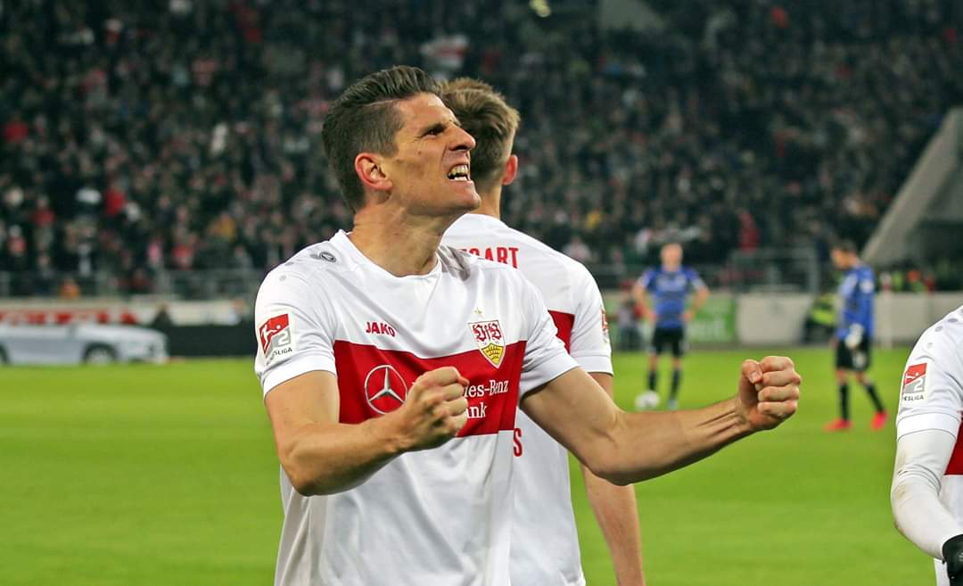 Mario Gomez Pensiun dari Sepakbola Setelah Bawa Stuttgart Kembali ke Bundesliga