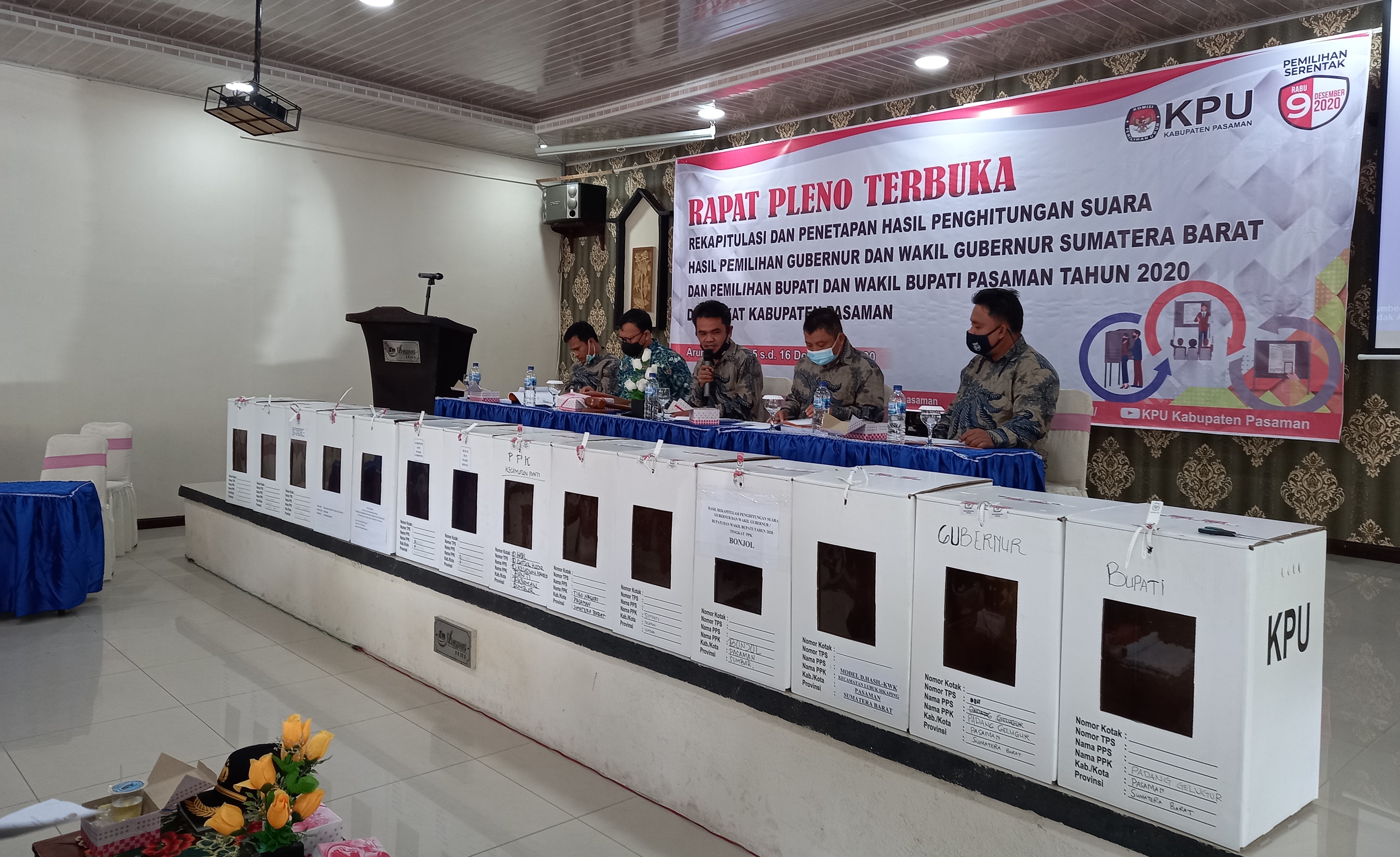 Sah, Benny Utama-Sabar dan Mulyadi-Ali Mukhni Raih Suara Terbanyak Pilkada Pasaman