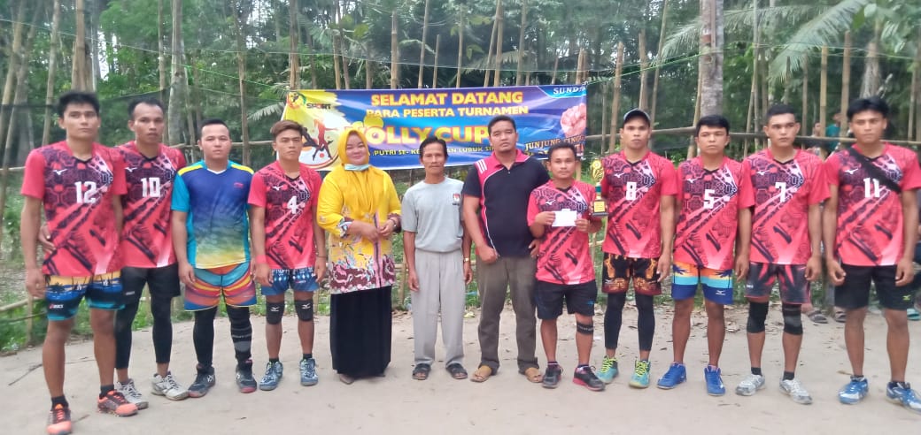 Eka Hariani Sandra Tutup Turnamen Volleyball II Sundata Cup 2021
