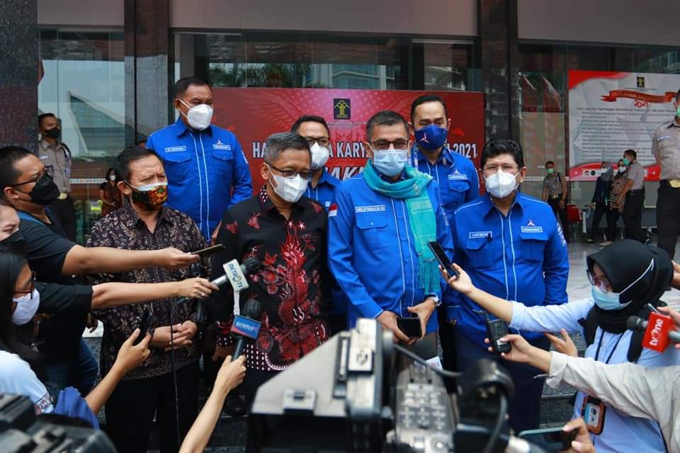 Cegah Anarkisme Hukum, Demokrat Mentahkan Uji Materiil Yusril Dengan Serahkan Bukti Ke Kemenkumham