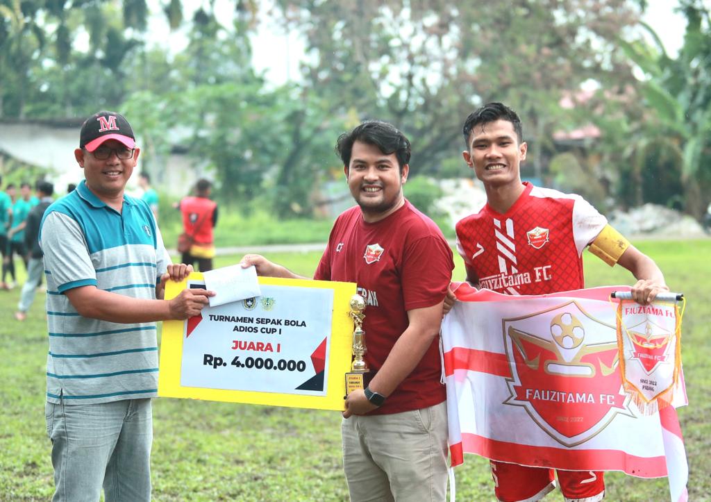 Luar Biasa, Fauzitama FC Juara Adios Cup I Padang, Kalahkan Cikal FC 3-1