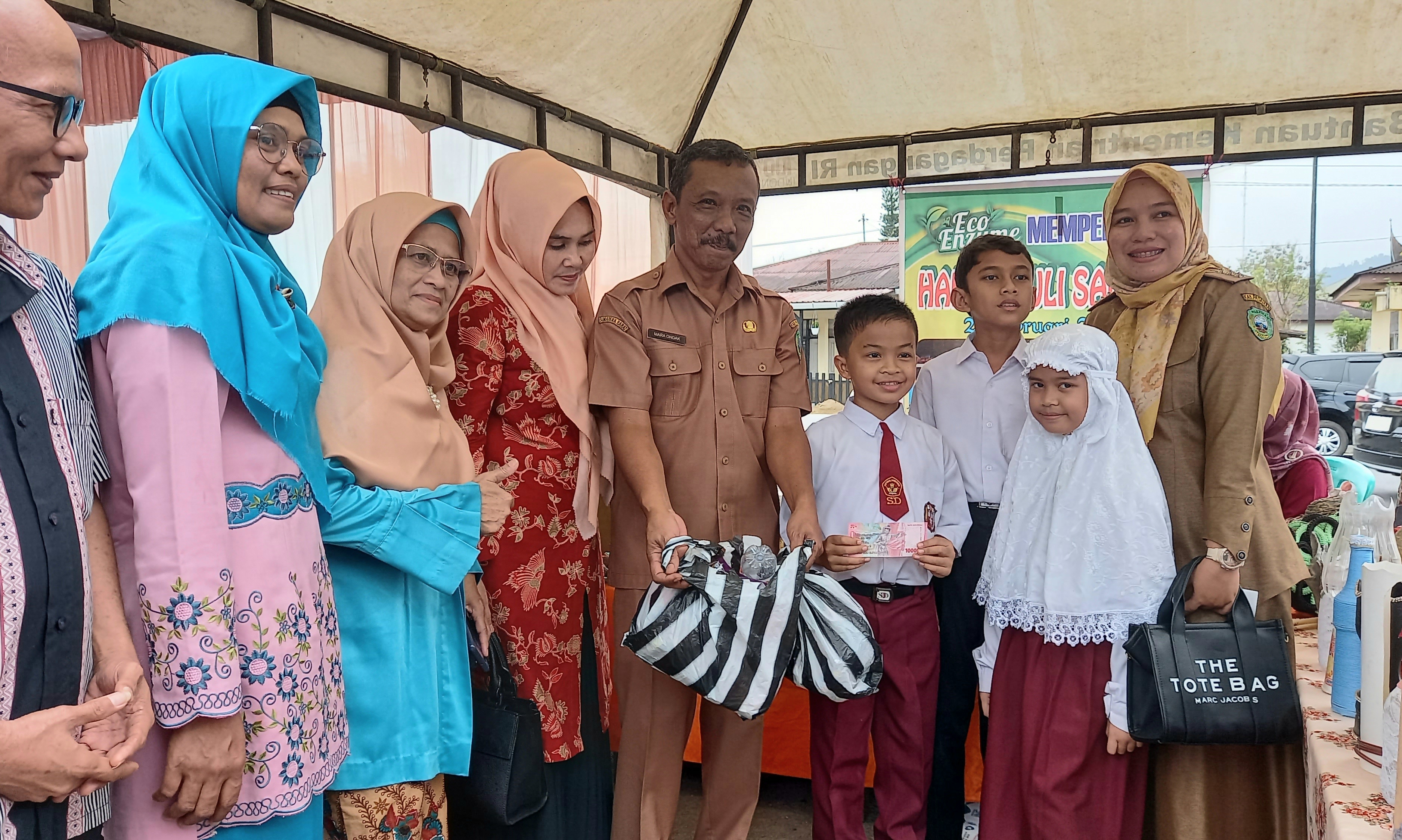 Peringati HPSN 2023, Sekdakab Pasaman Mara Ondak: Masyarakat Harus Peduli Akan Sampah