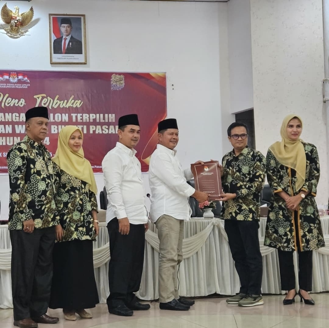 Resmi, KPU Tetapkan Welly Suhery-Parulian Dalimunte Sebagai Bupati Dan Wakil Bupati Pasaman Terpilih