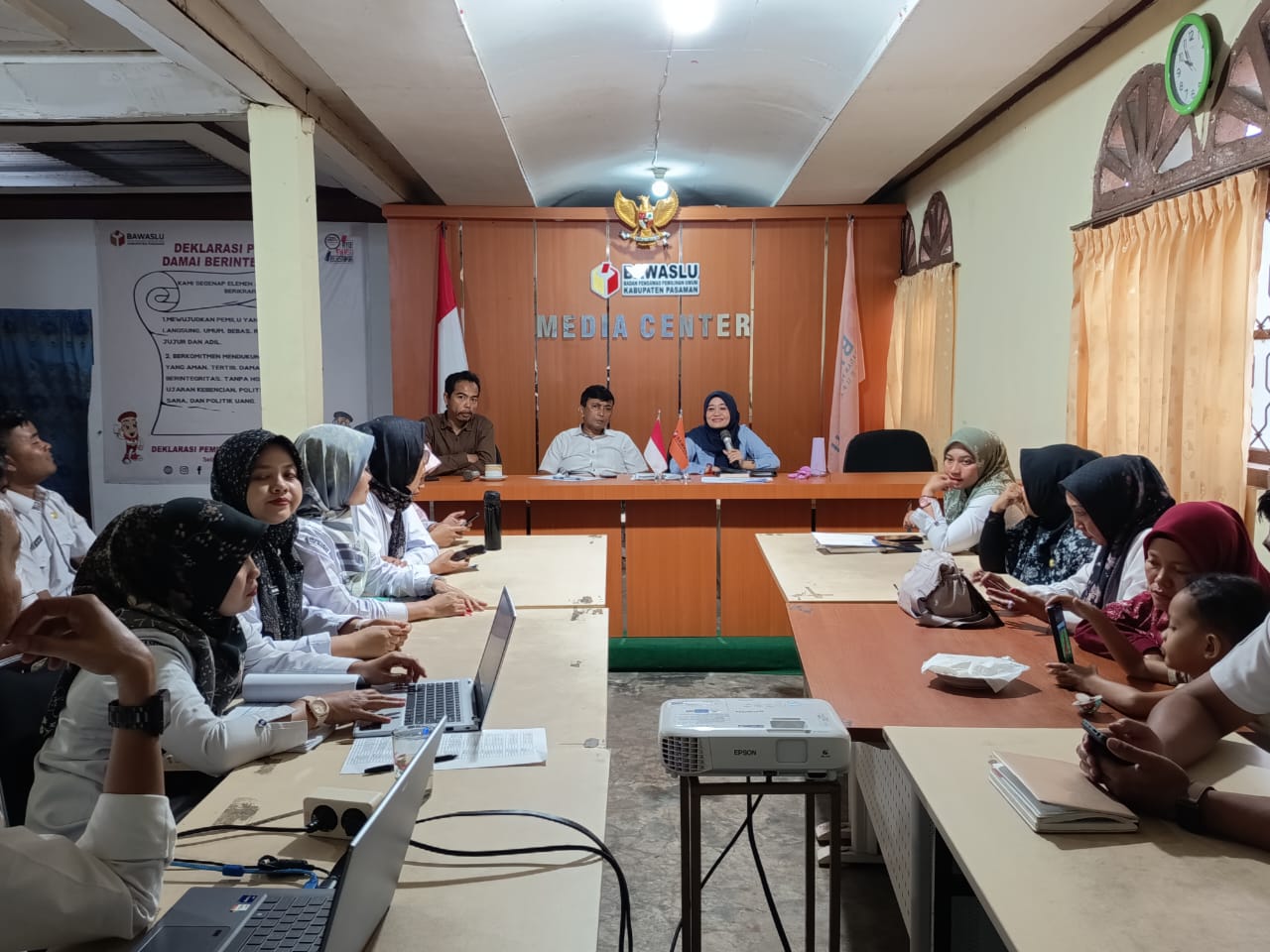 Komitmen Untuk Pengelolaan Aset Negara Yang Akuntabel, Bawaslu Pasaman Gelar RDK Fasilitasi Layanan BMN
